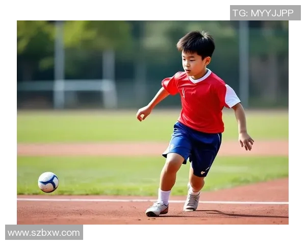 足球明星的家庭热爱足球的背后故事与影响探讨